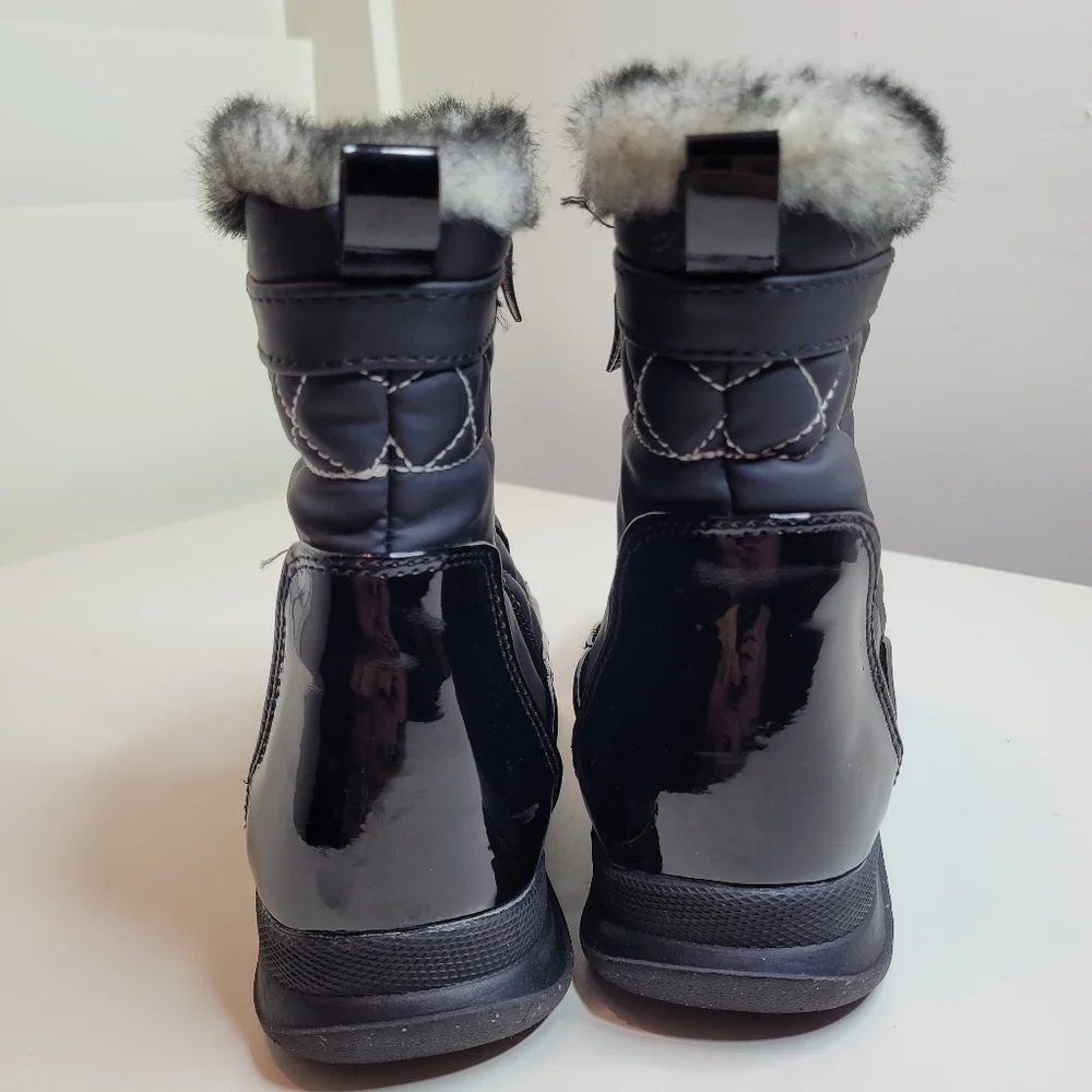 SPORTO Black Jenny Water-resistant Faux Fur Trim Boots/Booties Size Women's 5.5